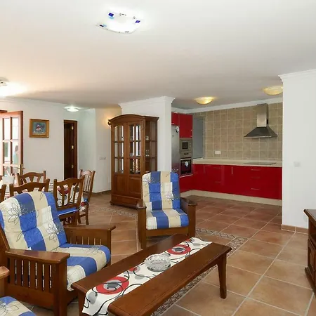 Holiday Flat Playa Blanca - Ace03100i-ayb * Playa Blanca
